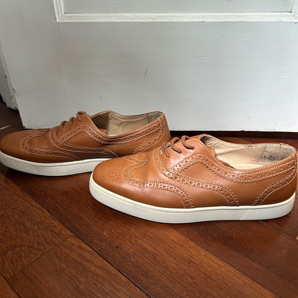 Christian Louboutin Tan Leather Oxfords